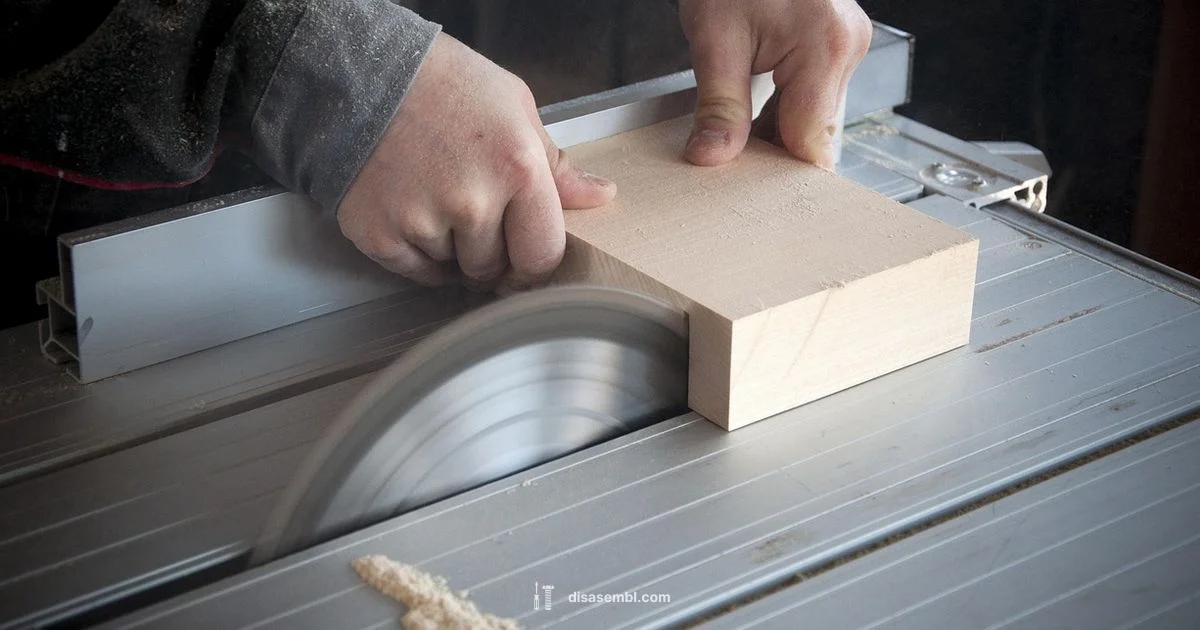 Antonyms of Assemble - Disasembl